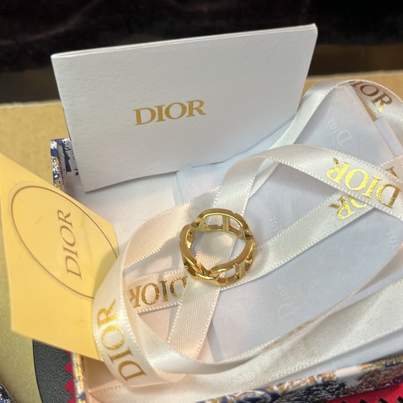 Dior costume Jewelry Ring in Goldtone S (6) - Picture 3 of 15